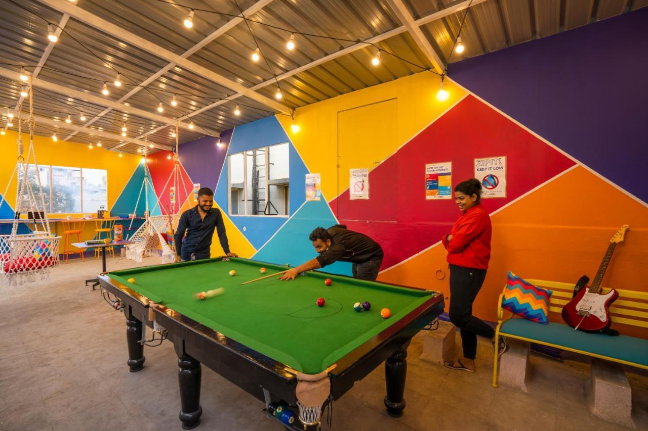 Gostops Bengaluru, Gandhi Nagar Majestic المظهر الخارجي الصورة