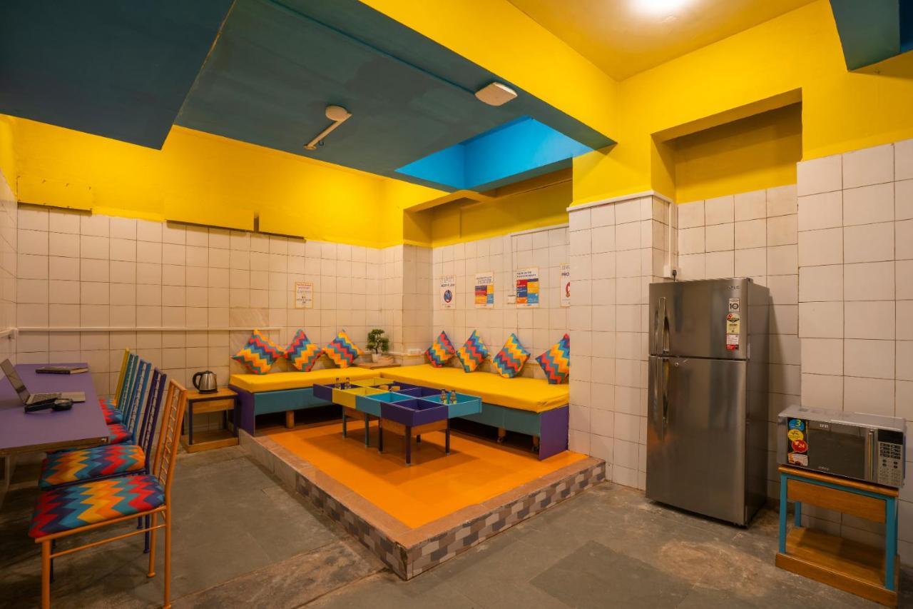 Gostops Bengaluru, Gandhi Nagar Majestic المظهر الخارجي الصورة